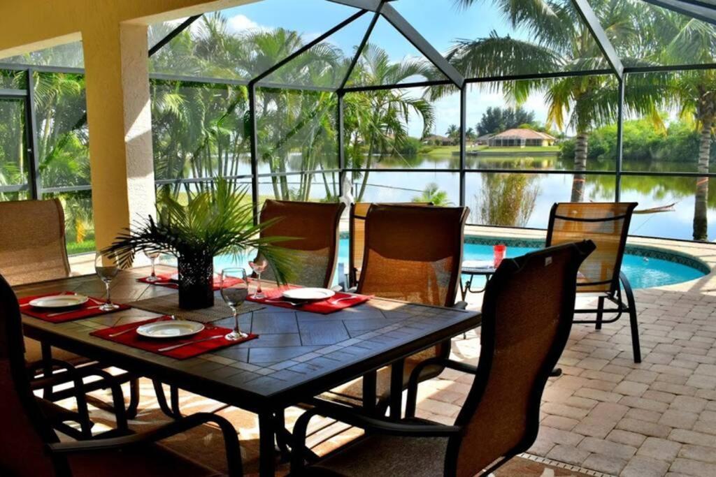 Villa Florida Vacation Cape Coral Exterior photo
