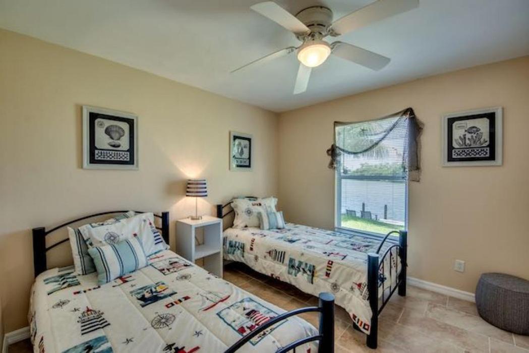 Villa Florida Vacation Cape Coral Exterior photo